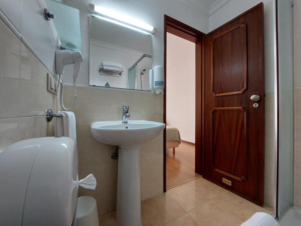 Hotel Santiago Іляву Екстер'єр фото