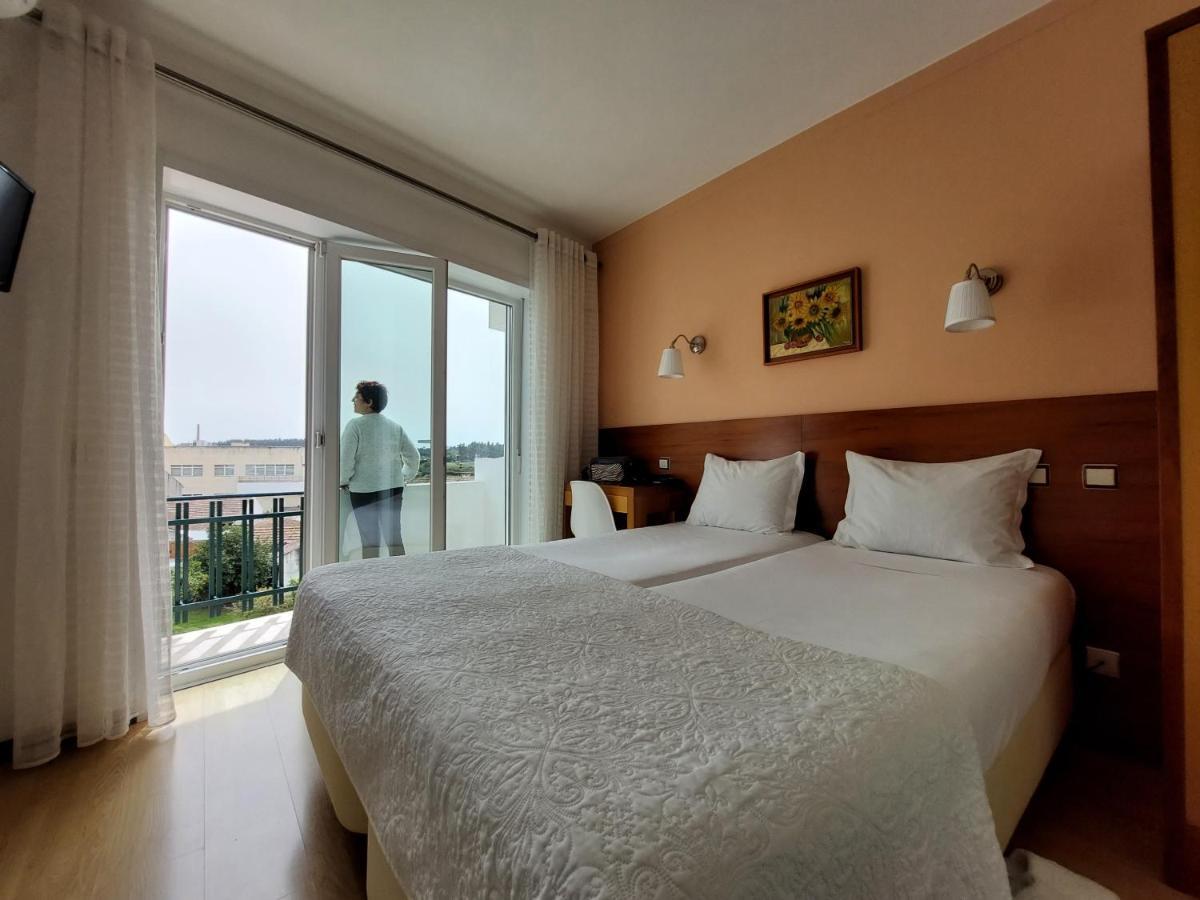 Hotel Santiago Іляву Екстер'єр фото