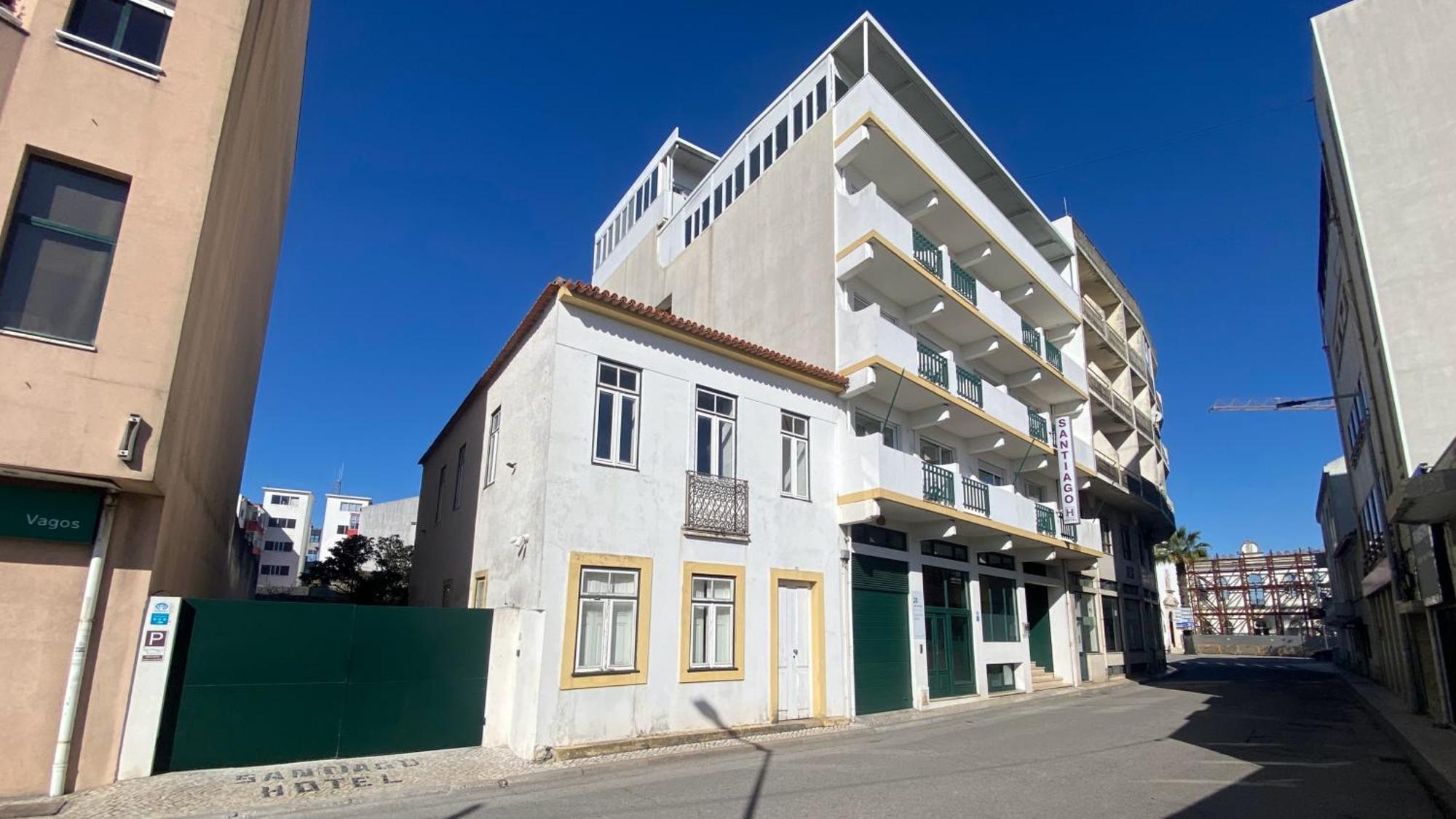 Hotel Santiago Іляву Екстер'єр фото